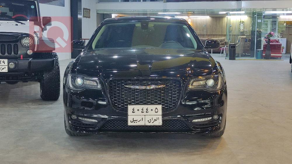 كرايسلر 300